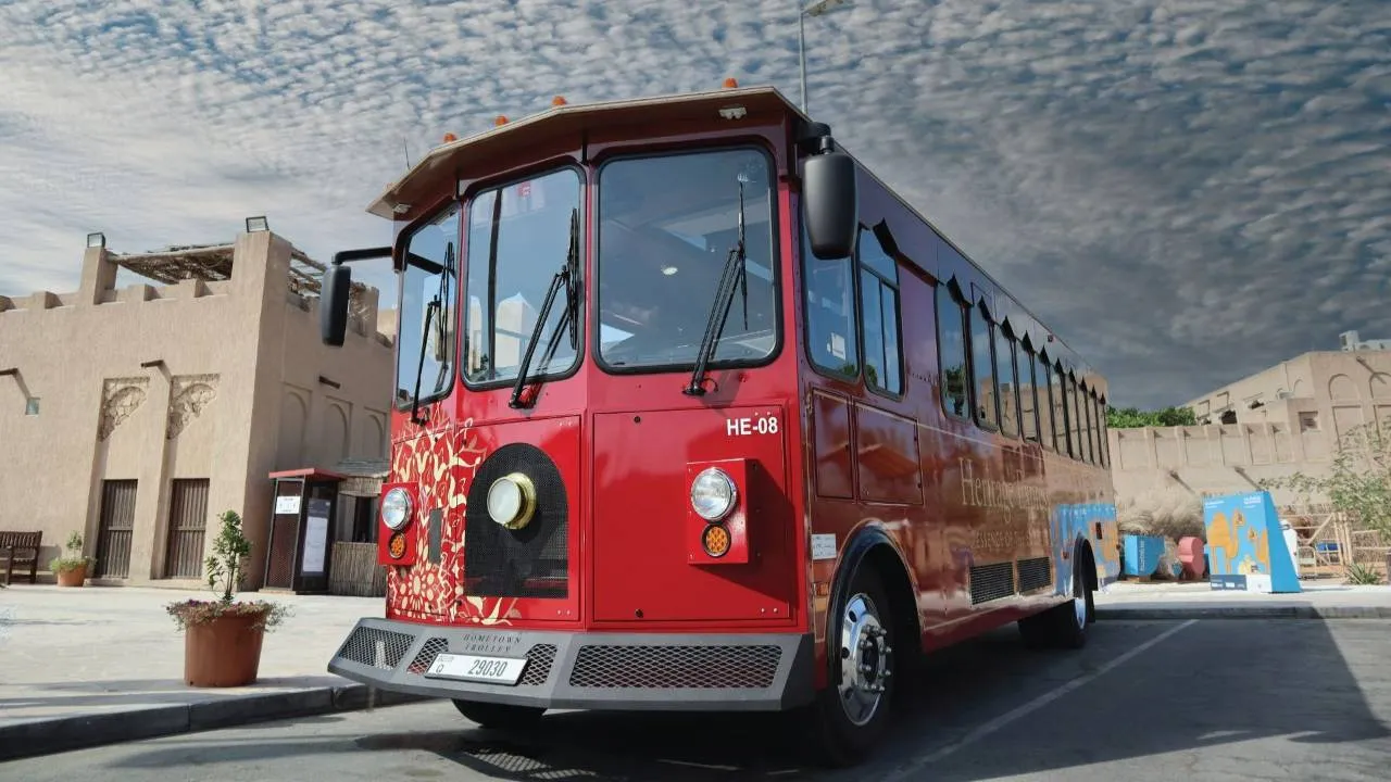 Emirati Cultural Journey with Traditional Dining Experience